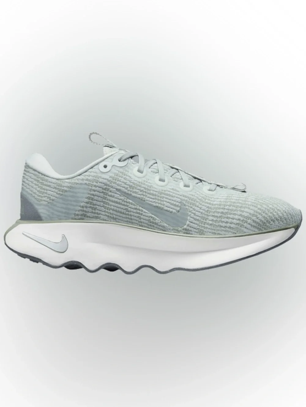 Nike Motiva Womens Size 9 Green Grey Athletic Running Shoes DV1238006 Activewear